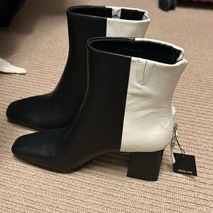 Never worn size 7 dolce vita boots